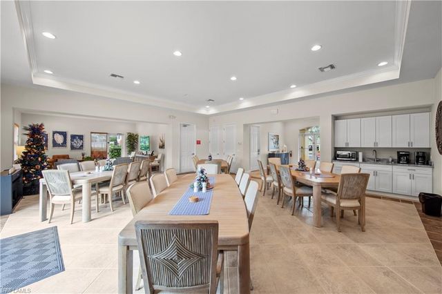 11041 Gulf Reflections DR # 306, Fort Myers, FL 33908