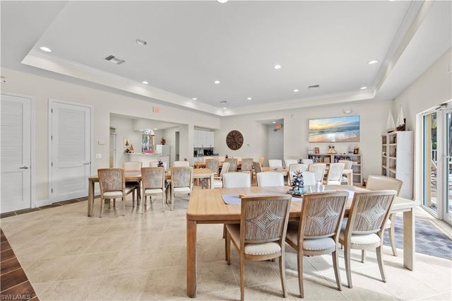 11041 Gulf Reflections DR # 306, Fort Myers, FL 33908