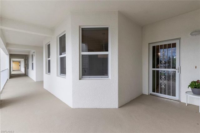 11041 Gulf Reflections DR # 306, Fort Myers, FL 33908