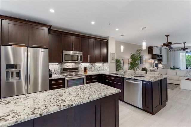 11041 Gulf Reflections DR # 306, Fort Myers, FL 33908