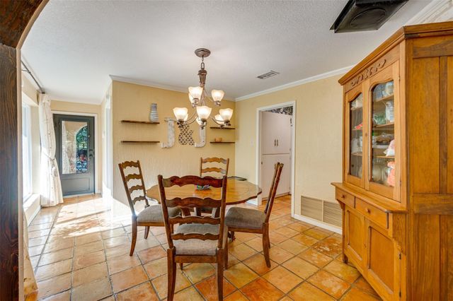 2223 N Link Street, Palestine, TX 75803