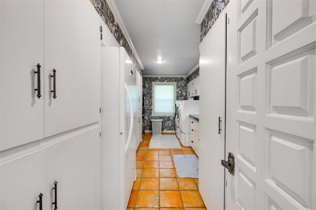 2223 N Link Street, Palestine, TX 75803