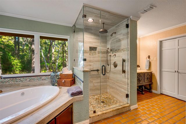 2223 N Link Street, Palestine, TX 75803