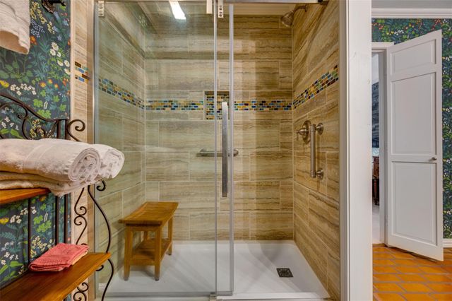 2223 N Link Street, Palestine, TX 75803