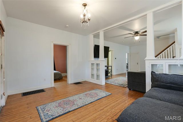 6808 Corbitt Avenue, University City, MO 63130