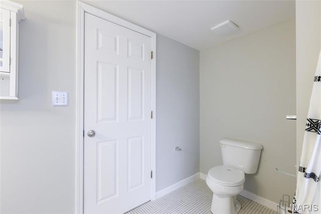 6808 Corbitt Avenue, University City, MO 63130