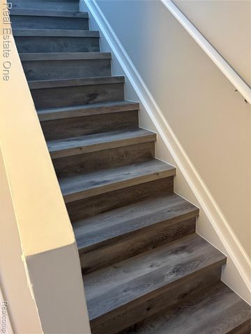 2830 Davison Avenue, Auburn Hills, MI 48326