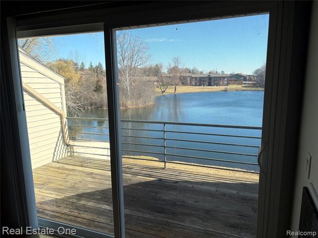 2830 Davison Avenue, Auburn Hills, MI 48326