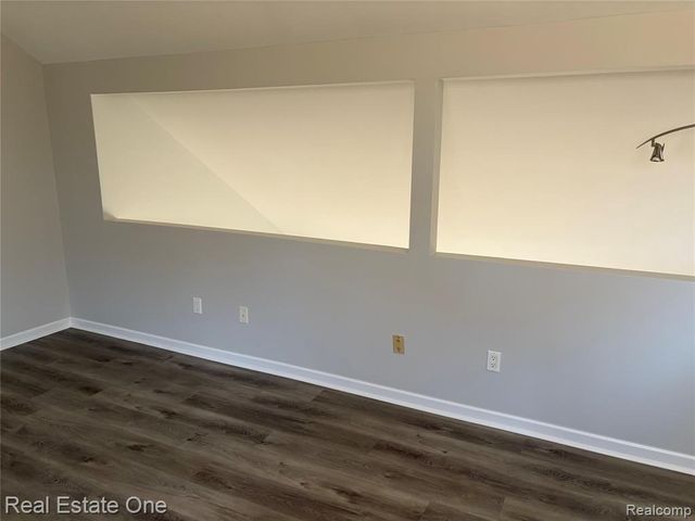 2830 Davison Avenue, Auburn Hills, MI 48326