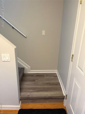 2830 Davison Avenue, Auburn Hills, MI 48326