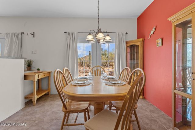 13191 N Red Hill Road, Marana, AZ 85653