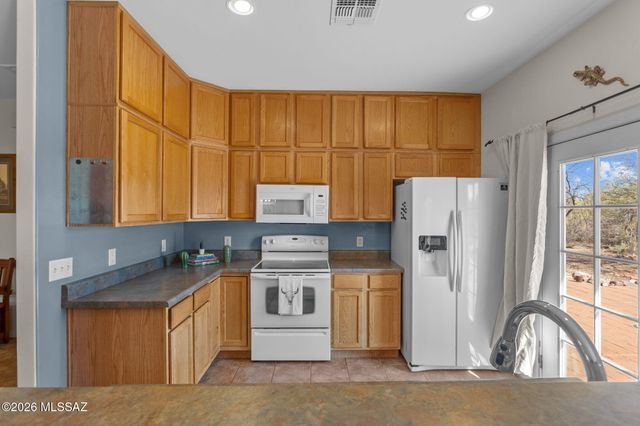 13191 N Red Hill Road, Marana, AZ 85653