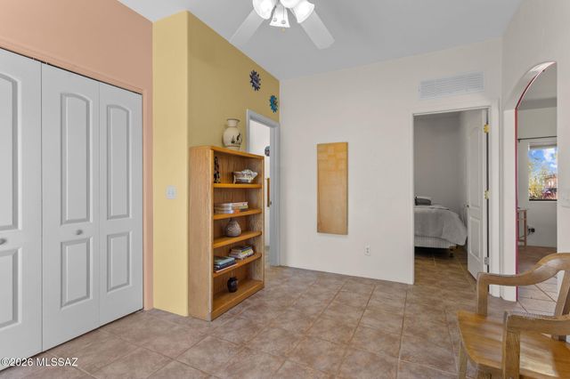 13191 N Red Hill Road, Marana, AZ 85653