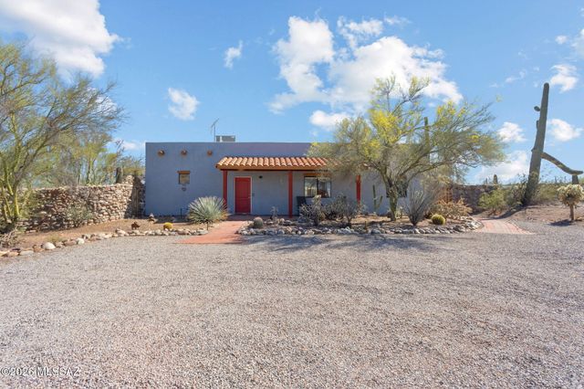 13191 N Red Hill Road, Marana, AZ 85653