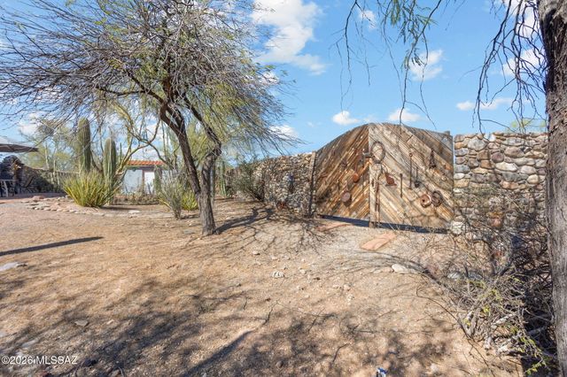 13191 N Red Hill Road, Marana, AZ 85653