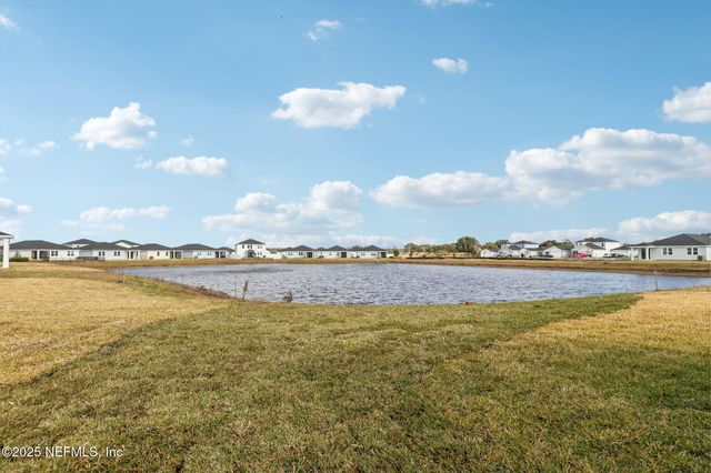 3295 LAGO VISTA Drive, Green Cove Springs, FL 32043