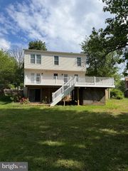 5805 COOLIDGE CT, Fredericksburg, VA 22407