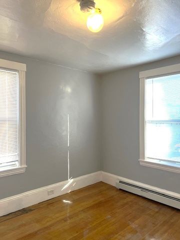 346 Carrington Avenue, Woonsocket, RI 02895