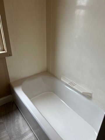 346 Carrington Avenue, Woonsocket, RI 02895