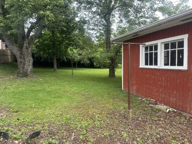 5105 Regent Dr, Nashville, TN 37220