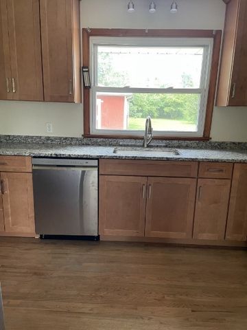 5105 Regent Dr, Nashville, TN 37220