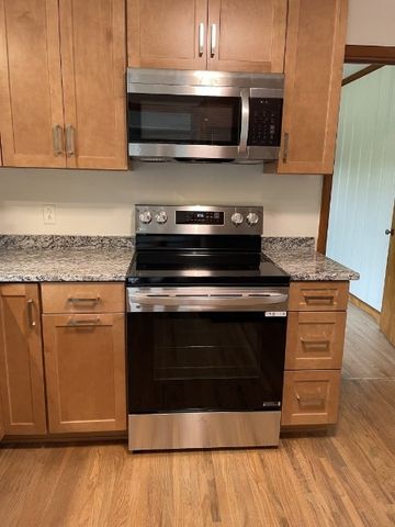 5105 Regent Dr, Nashville, TN 37220