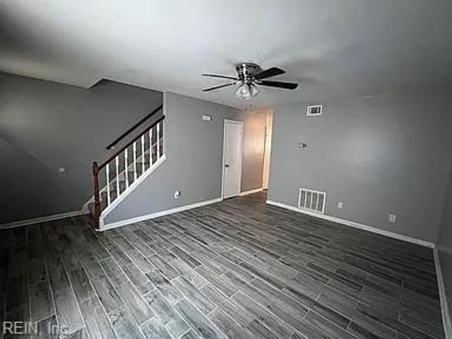 321 Susan Constant DR, Newport News, VA 23608