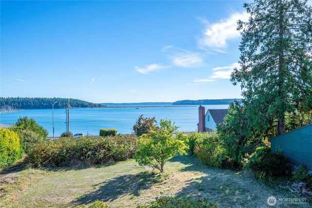 1475 SE 9th Avenue, Oak Harbor, WA 98277