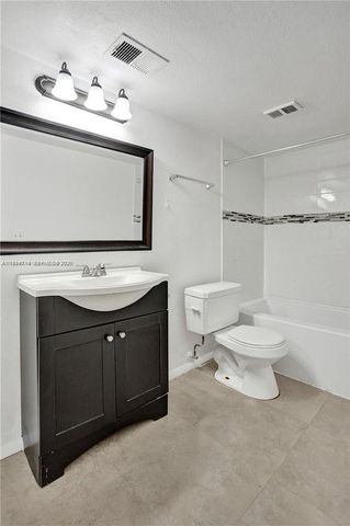 2946 S University Dr 7108, Davie, FL 33328