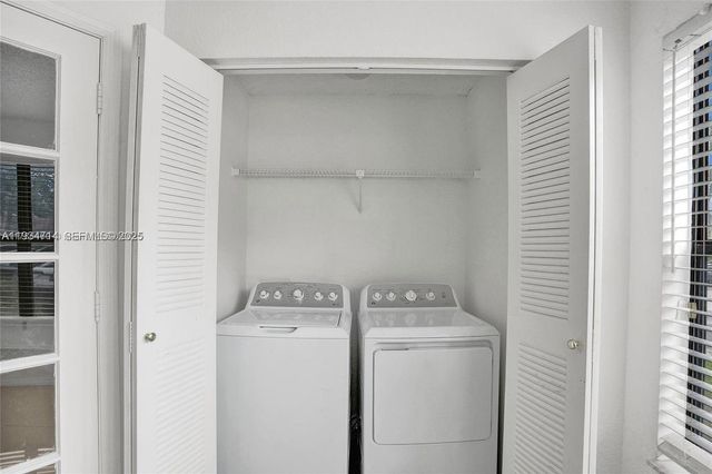 2946 S University Dr 7108, Davie, FL 33328