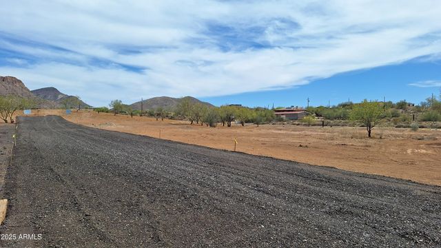 42400 N Central Avenue D, Phoenix, AZ 85086