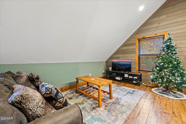 131 John Green Road, Gatlinburg, TN 37738