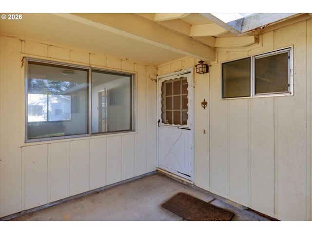 4545 Sw 194TH Ct, Beaverton, OR 97078