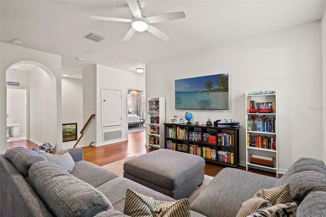 2906 N PERRY AVENUE, Tampa, FL 33602