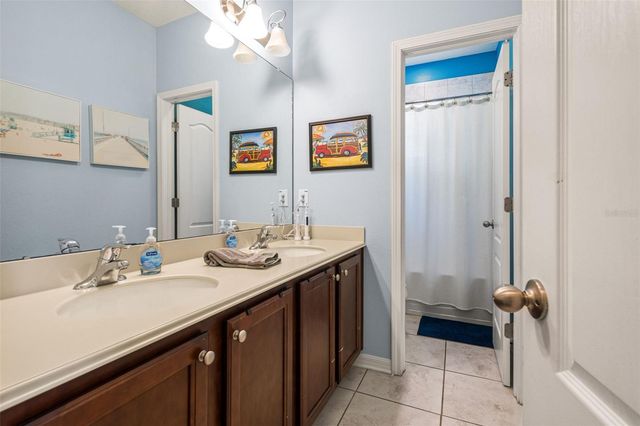 2906 N PERRY AVENUE, Tampa, FL 33602