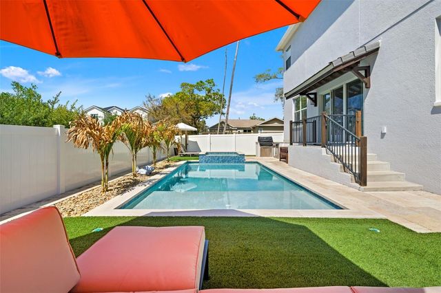 2906 N PERRY AVENUE, Tampa, FL 33602