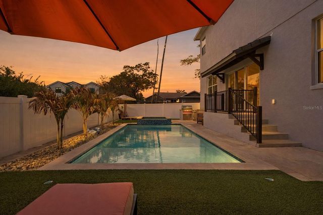 2906 N PERRY AVENUE, Tampa, FL 33602