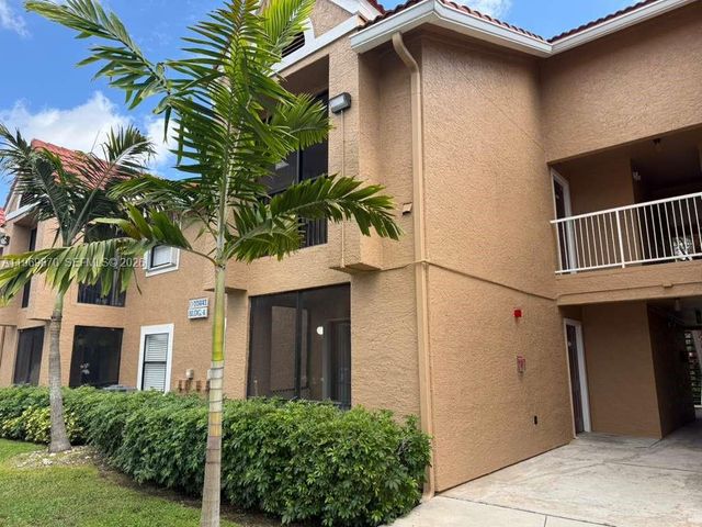 10441 SW 156th Ct 414, Miami, FL 33196