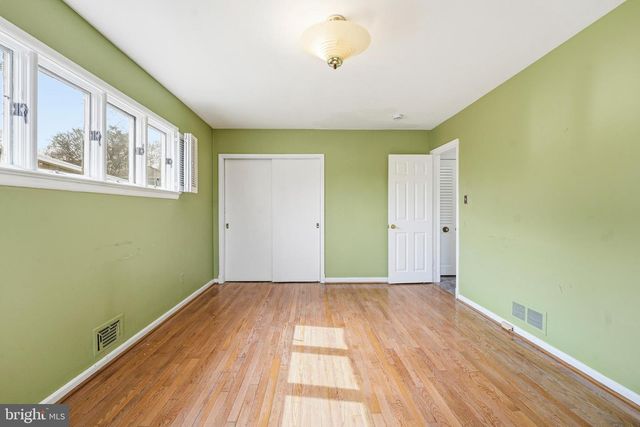 700 GREYROCK DR, Silver Spring, MD 20910