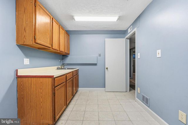 700 GREYROCK DR, Silver Spring, MD 20910