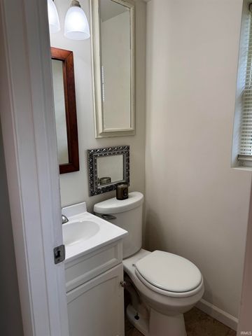 2104 E Delta Drive, Muncie, IN 47303