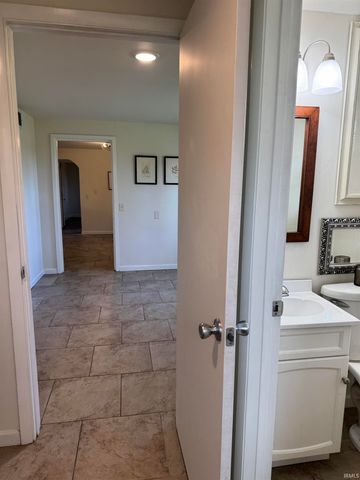 2104 E Delta Drive, Muncie, IN 47303