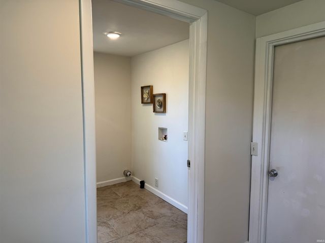 2104 E Delta Drive, Muncie, IN 47303