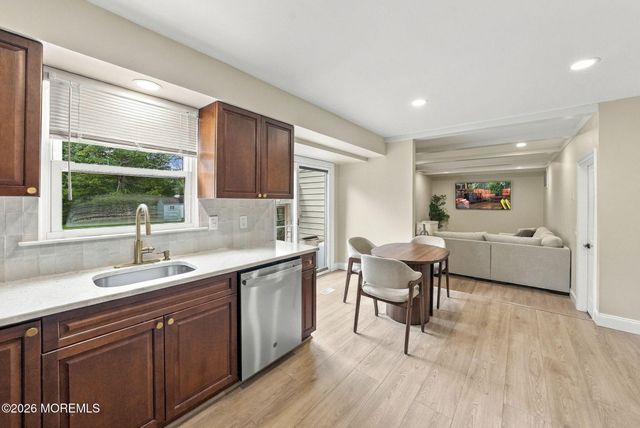 510 Pheasant Lane, Toms River, NJ 08753