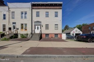 565 1st Street, Troy, NY 12180