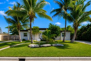 618 49TH Street, West Palm Beach, FL 33407