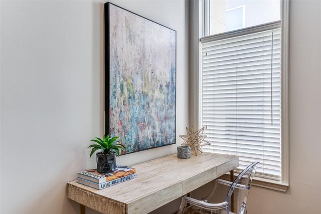 4310 Buena Vista Street 27, Dallas, TX 75205