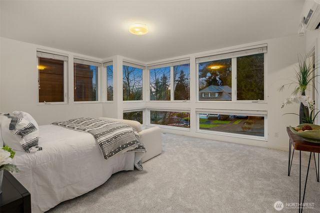 7002 23rd Avenue NW, Seattle, WA 98117