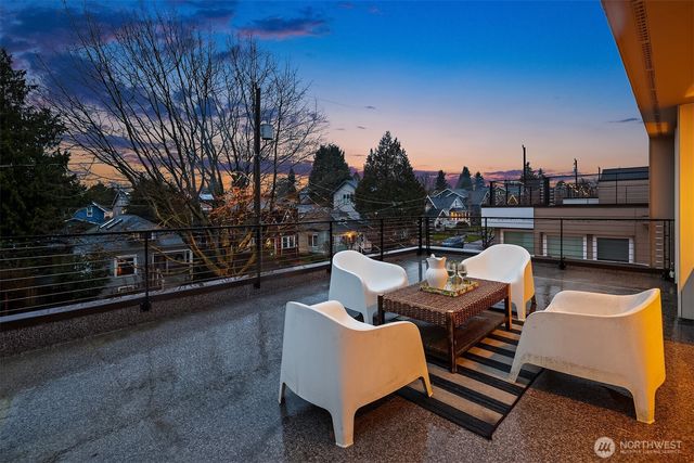 7002 23rd Avenue NW, Seattle, WA 98117