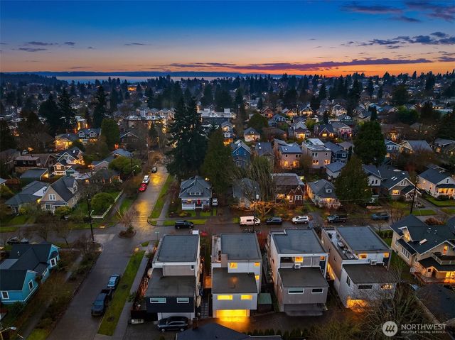 7002 23rd Avenue NW, Seattle, WA 98117